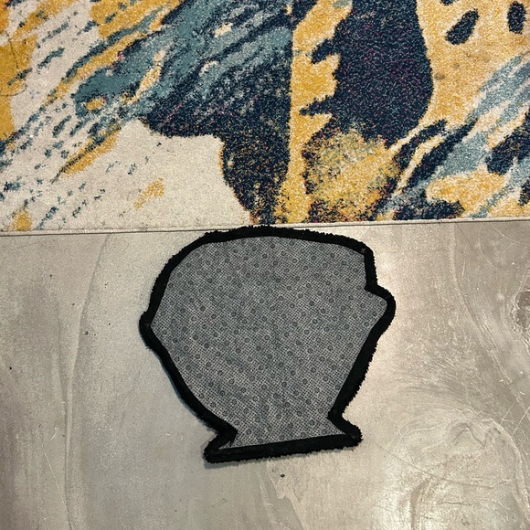 Handmade Carolina button Rug - Picture 2 of 2